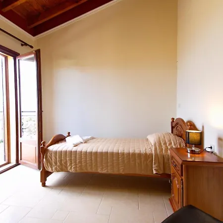Villa Levanda Near Fiscardo Kefalonia *